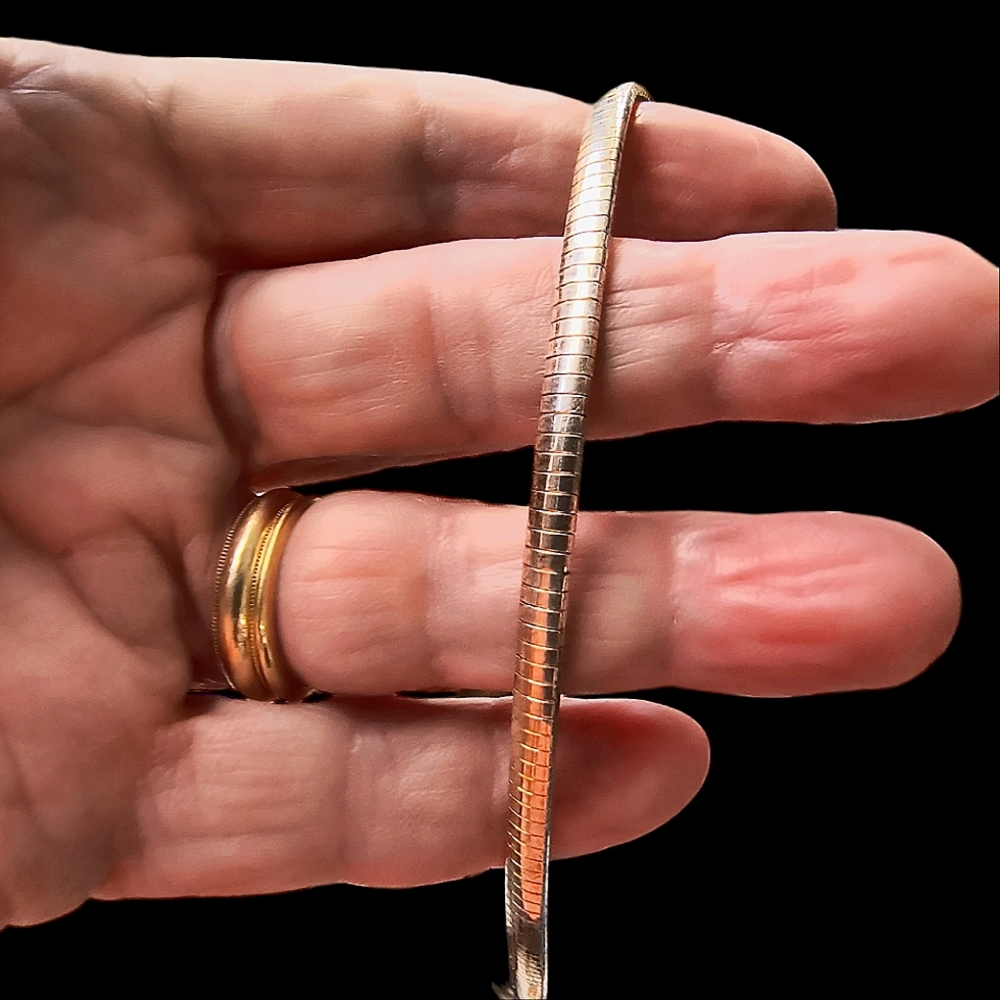 Vintage Sterling Silver Italian 18 Inch Omega Chain Necklace - Picture 8 of 10